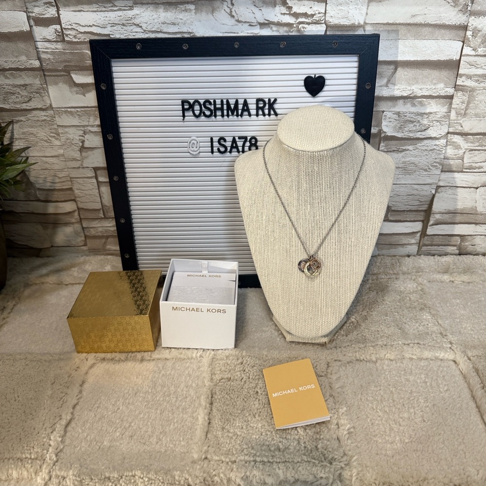 MICHAEL KORS FASHION TRI-TONE BRASS COMPONENTS NECKLACE - Picture 5 of 16